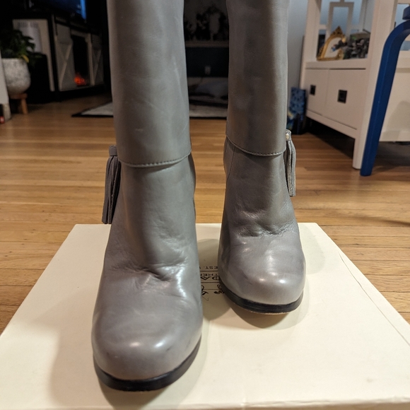 Coach (2010) Grey Booties - Make an Offer! - Picture 8 of 13